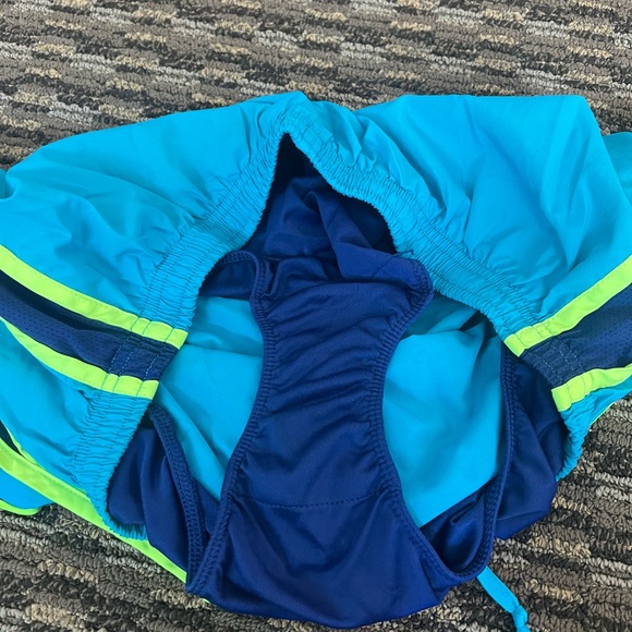 Women's Nike Tempo Running Shorts Blue/ Green Size Medium - Picture 5 of 5